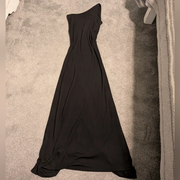 Ralph Lauren Black One Shoulder Gown Size Medium - Picture 2 of 6